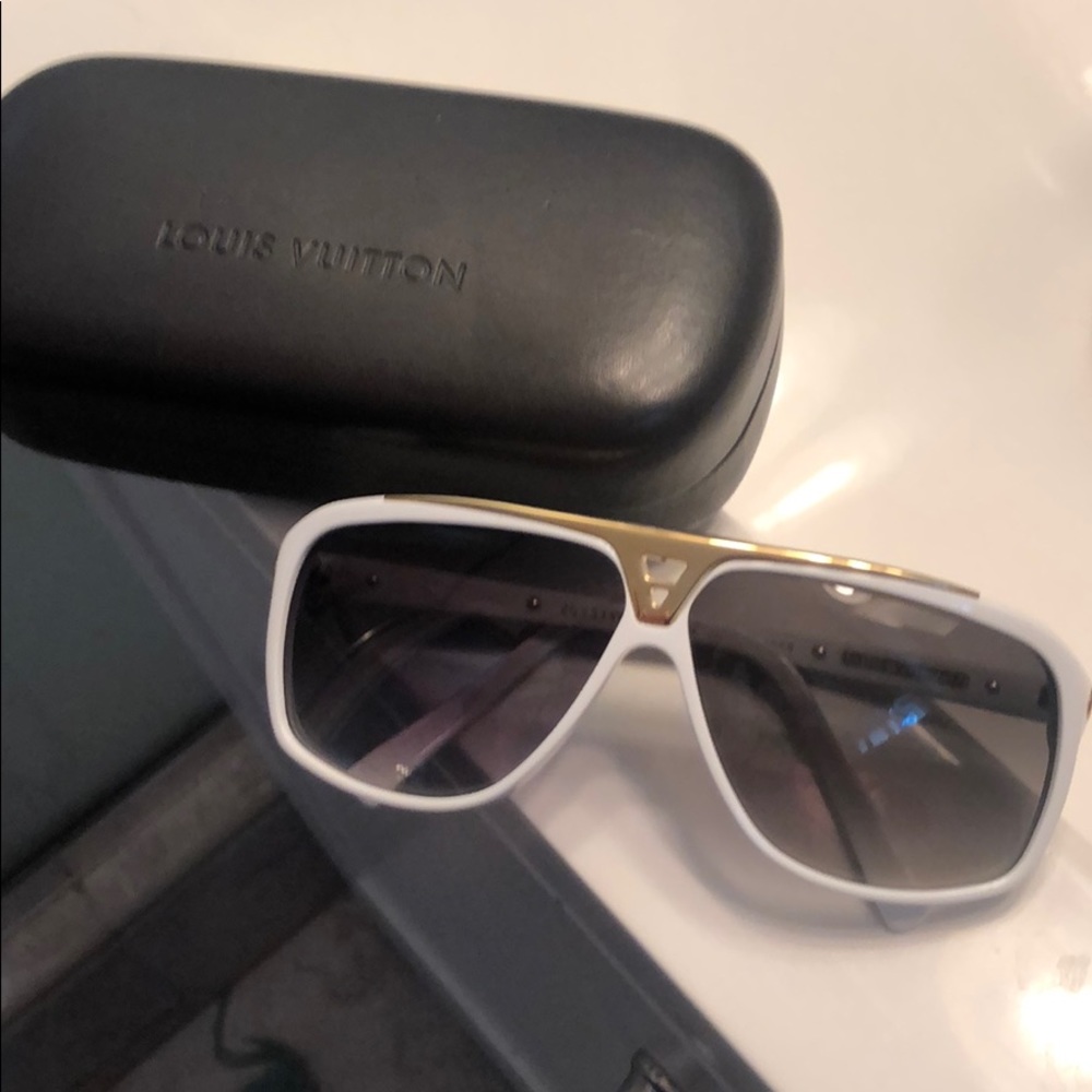 louis vuitton evidence white sunglasses - Picture 5 of 12